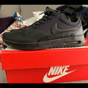 Women Nike Air Max Thea